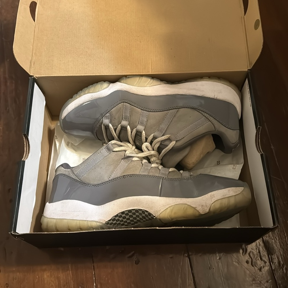 Air Jordan 11 Retro Low